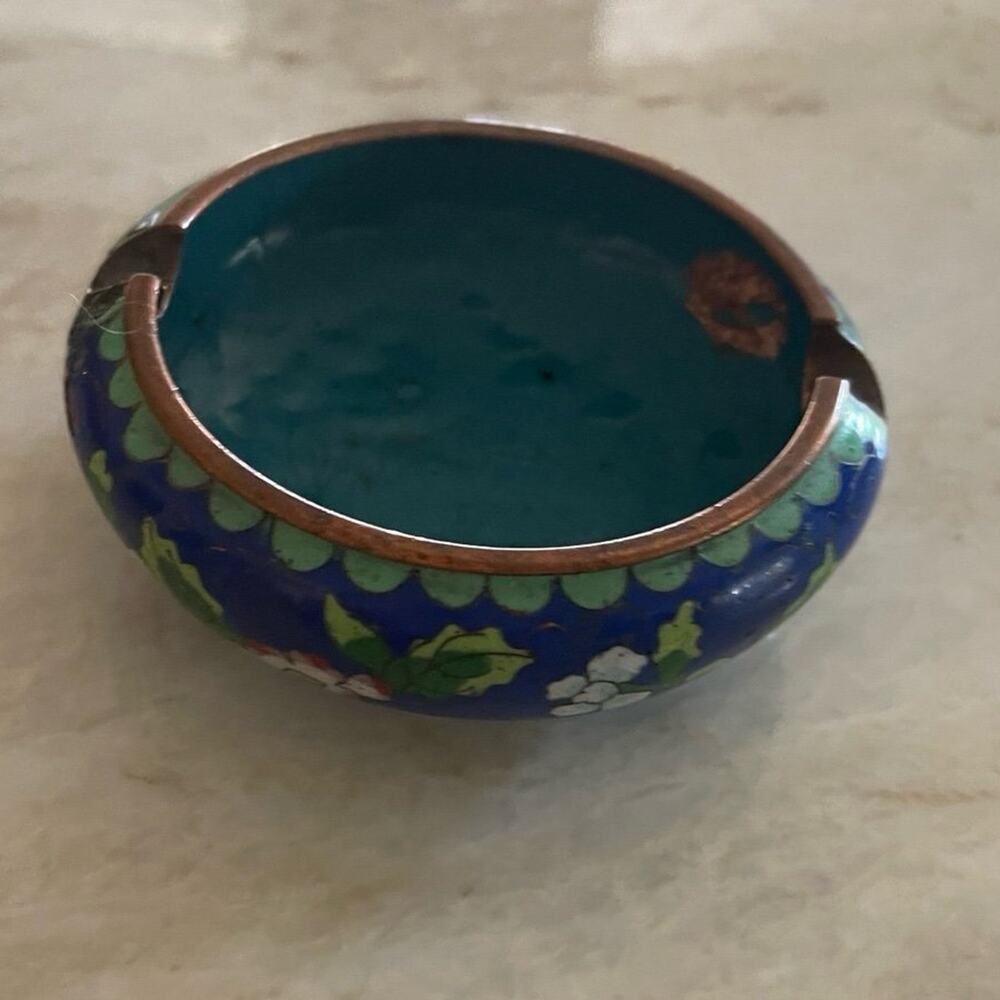 Cloisonné vintage ashtray blue floral on copper